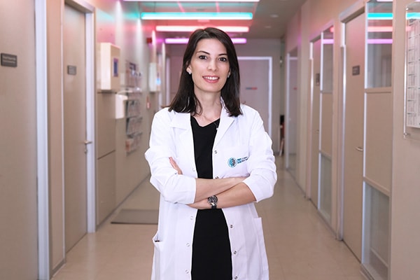 Uzm. Dr. Asiye Gülsüm KAKI