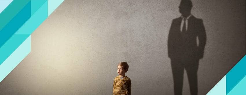 Eşikteki çocuk kimliğini unutuyor!